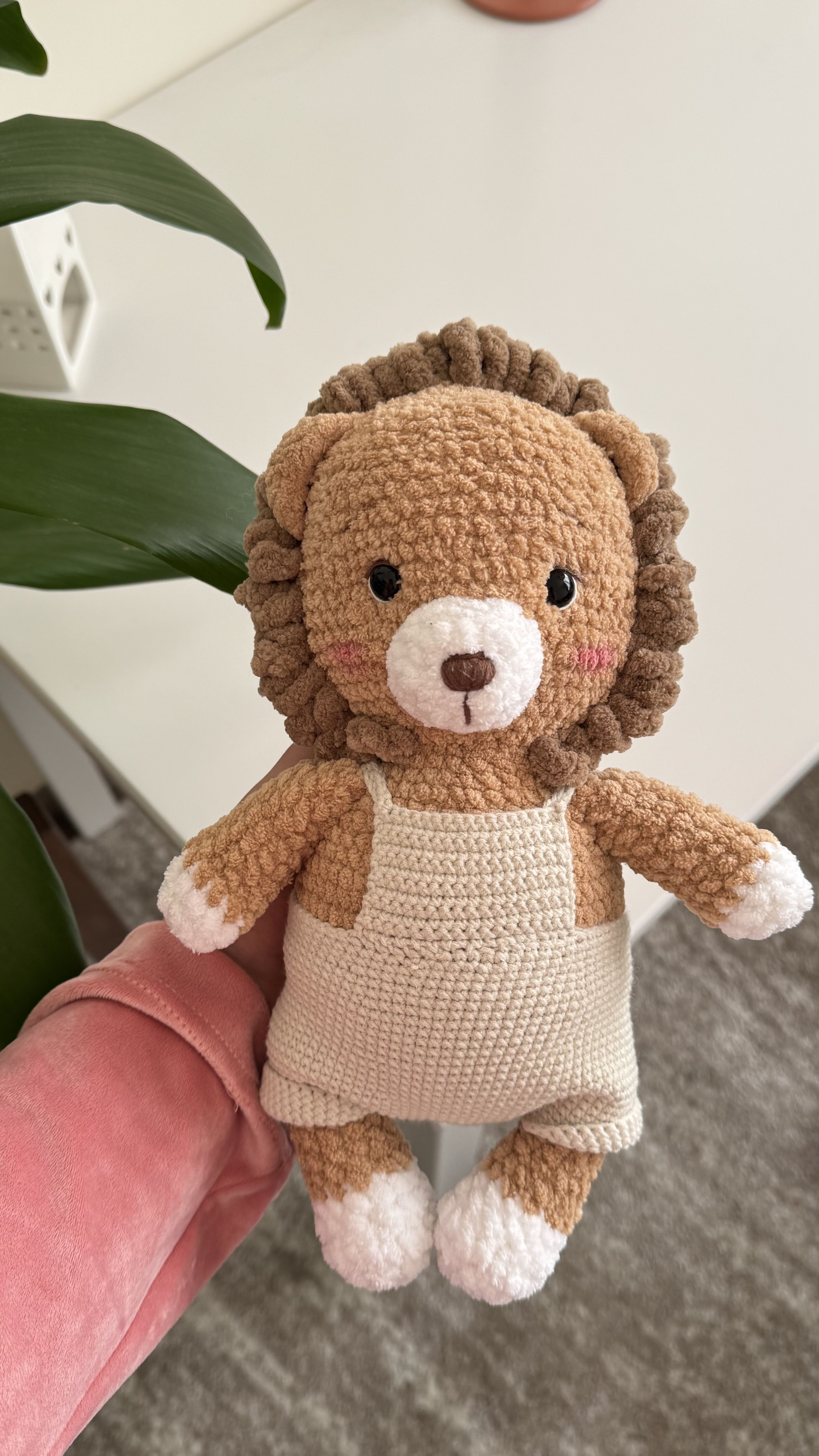 Leo Lion