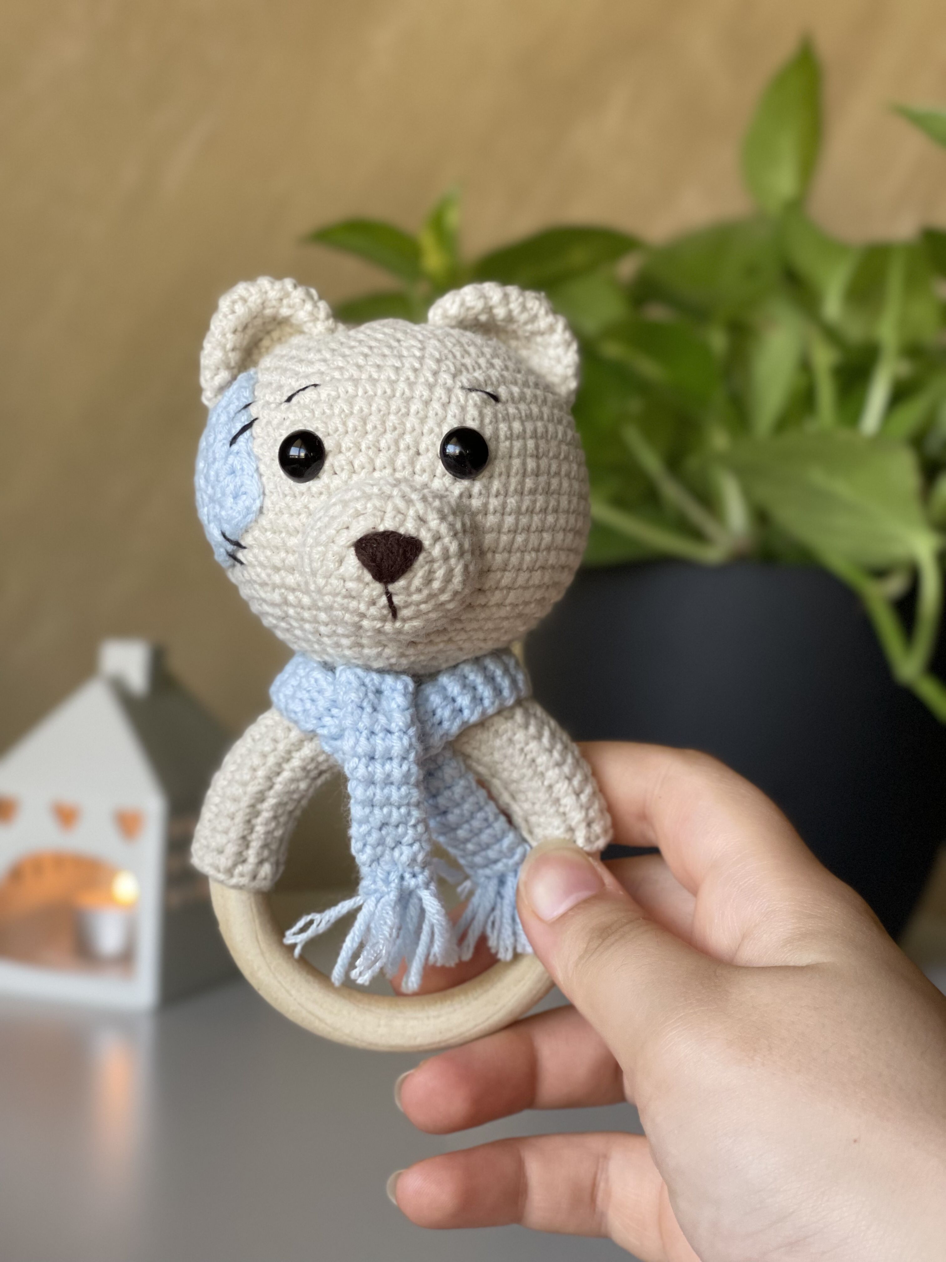 Bear Rattle Blue Scarf B